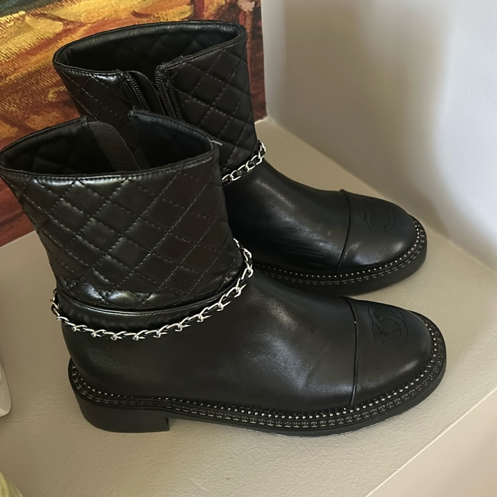 Black dressy combat boots lux  branded